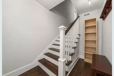 54 Canterbury St #B, Hingham, MA 02043 - Photo 4