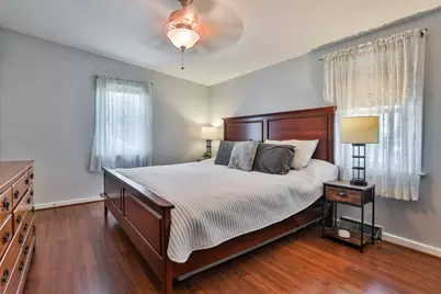 23 Bailey St, Lynn, MA 01904 - Photo 24
