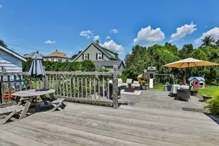 23 Bailey St, Lynn, MA 01904 - Photo 32