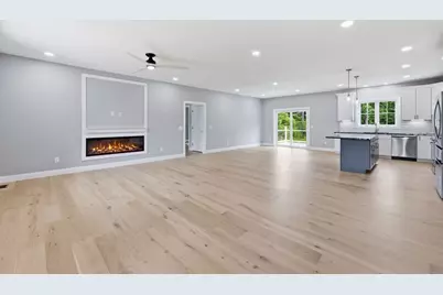 17 Silvergrass Ln, Southwick, MA 01077 - Photo 18