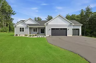 17 Silvergrass Ln, Southwick, MA 01077 - Photo 1