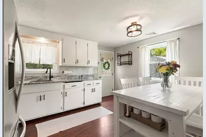 133 Willowdale Rd, Tyngsborough, MA 01879 - Photo 10