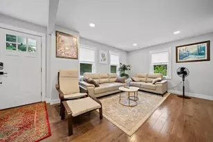 2 Stones Ct, Framingham, MA 01701 - Photo 6