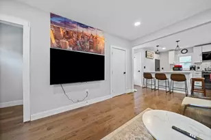 2 Stones Ct, Framingham, MA 01701 - Photo 8