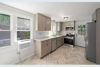 30 Lawn St #30, Attleboro, MA 02703 - Photo 4