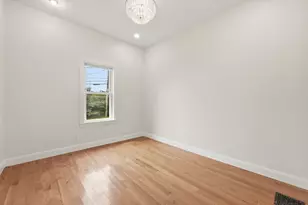 222 Hamilton St, Saugus, MA 01906 - Photo 12