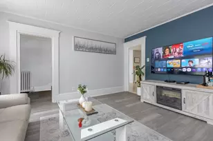 9 Lawrence St, Woburn, MA 01801 - Photo 24