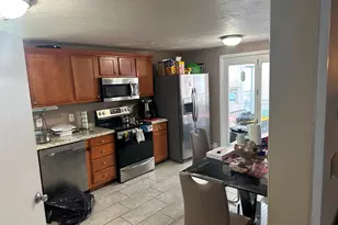 129 Florence St, Brockton, MA 02301 - Photo 12