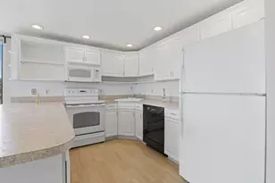 59-65 Valley St, Medford, MA 02155 - Photo 14