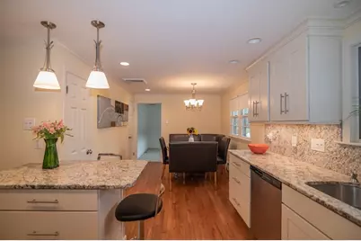 10 Magnolia Rd, Methuen, MA 01844 - Photo 4