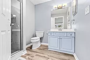 700 Shore Dr, Fall River, MA 02721 - Photo 32