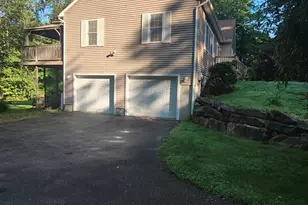 299 River St, Leicester, MA 01524 - Photo 4