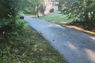 299 River St, Leicester, MA 01524 - Photo 2