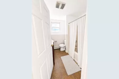 471-473 Division St #2, Fall River, MA 02721 - Photo 2