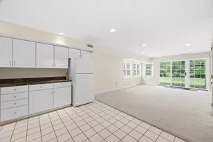 605 Middle St, Braintree, MA 02184 - Photo 34