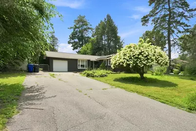 55 Lindsay Rd, Springfield, MA 01128 - Photo 2