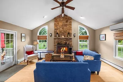 13 Bayview Ave, Berkley, MA 02779 - Photo 16
