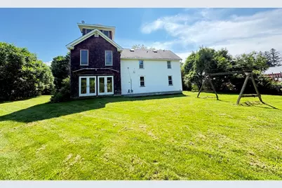 497 Main Street, Hatfield, MA 01038 - Photo 2