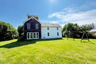 497 Main St, Hatfield, MA 01038 - Photo 2