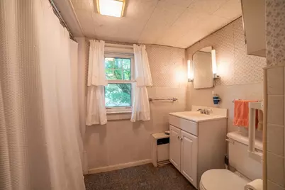 20 Bryant St, Dartmouth, MA 02747 - Photo 14