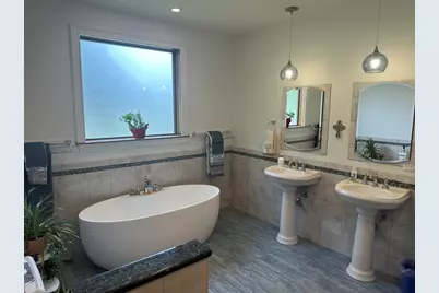 139 Blanchard St, Chicopee, MA 01020 - Photo 26