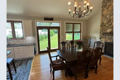 139 Blanchard St, Chicopee, MA 01020 - Photo 16