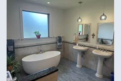 139 Blanchard St, Chicopee, MA 01020 - Photo 26