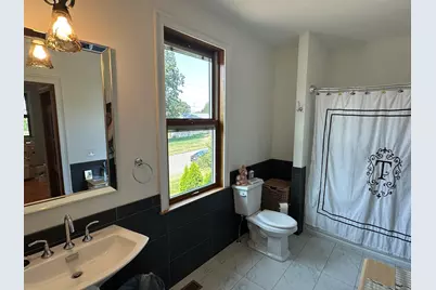 139 Blanchard St, Chicopee, MA 01020 - Photo 32
