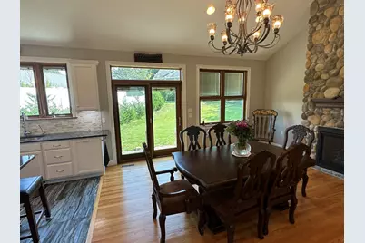 139 Blanchard St, Chicopee, MA 01020 - Photo 16