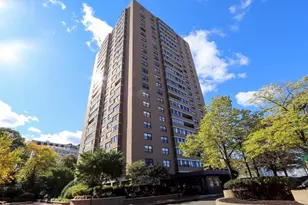 8 Whittier Pl, Boston, MA 02114 - Photo 10