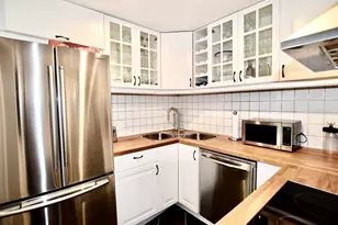 125 Beacon St, Boston, MA 02116 - Photo 1