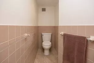 300 Lynn Shore Dr, Lynn, MA 01902 - Photo 16
