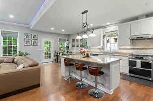 52 Primrose Cir, Hopkinton, MA 01748 - Photo 10