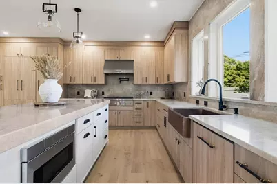 2 Atherton Rd, Winchester, MA 01890 - Photo 10