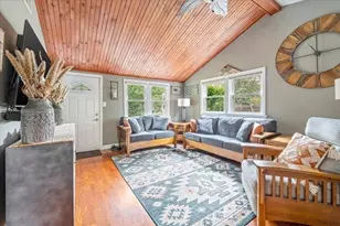 18 Carol Ave, Pembroke, MA 02359 - Photo 4