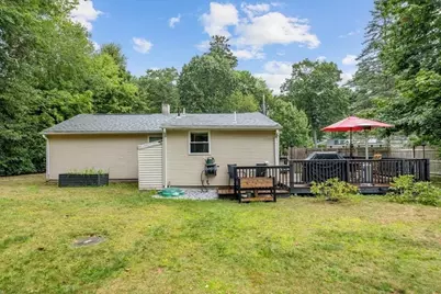 18 Carol Ave, Pembroke, MA 02359 - Photo 22