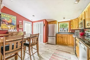 18 Carol Ave, Pembroke, MA 02359 - Photo 8