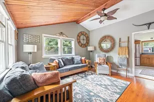 18 Carol Ave, Pembroke, MA 02359 - Photo 2