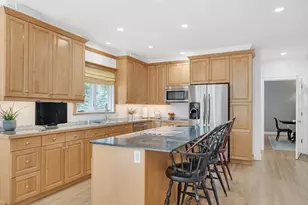 55B Hancock St, Lexington, MA 02420 - Photo 12