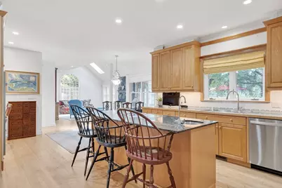 55-B Hancock St, Lexington, MA 02420 - Photo 6