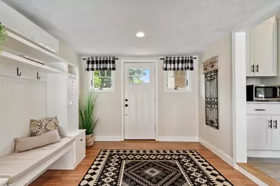 315 Lowell Street, Methuen, MA 01844 - Photo 8