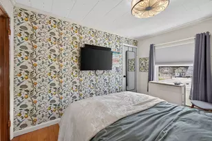 208 Hudson St, Fall River, MA 02720 - Photo 24