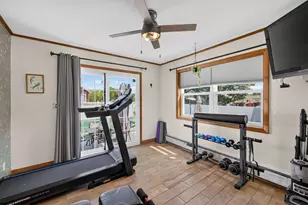 208 Hudson St, Fall River, MA 02720 - Photo 20