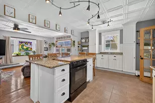 208 Hudson St, Fall River, MA 02720 - Photo 12
