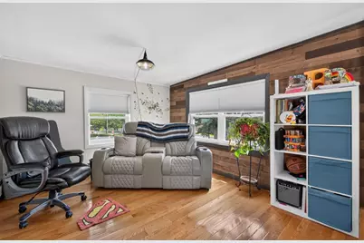208 Hudson St, Fall River, MA 02720 - Photo 28