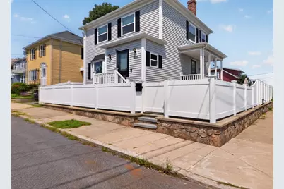208 Hudson St, Fall River, MA 02720 - Photo 2