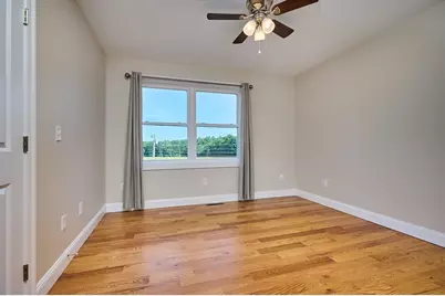 58 Pleasant St, Southampton, MA 01073 - Photo 16