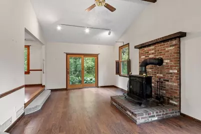 26 Searle, Georgetown, MA 01833 - Photo 8