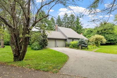 26 Searle, Georgetown, MA 01833 - Photo 2