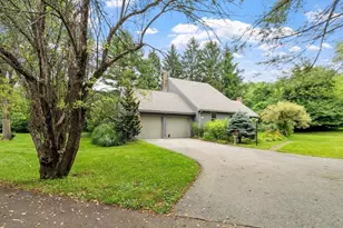 26 Searle, Georgetown, MA 01833 - Photo 2
